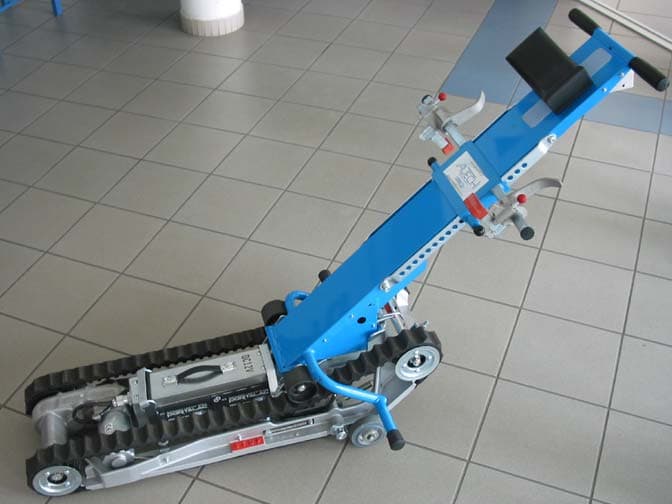 schodolez pro mechanický vozík